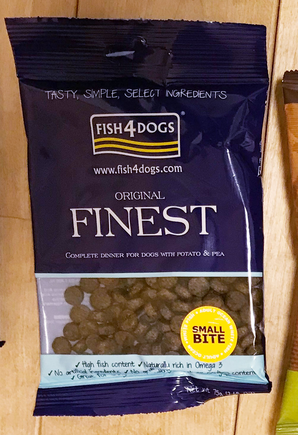 フィッシュ4ドッグ FISH 4 DOGS オーシャンホワイト フィッシュ フィッシュ4ドッグ FISH 4 DOGS オーシャンホワイト フィッシュ